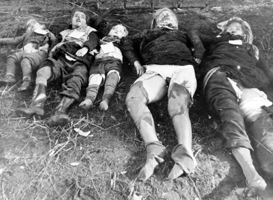 Killed children and women in the village of Metgethen